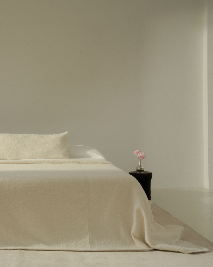 Bouclé Bedcover - Limestone